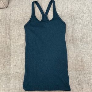 Lululemon EBB to street